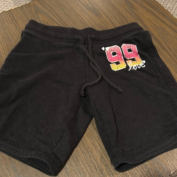 Junior shorts size L - Picture 1 of 1